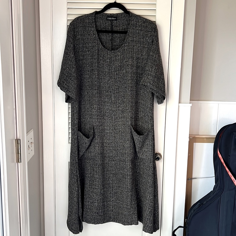 Oversized grey dress with pockets